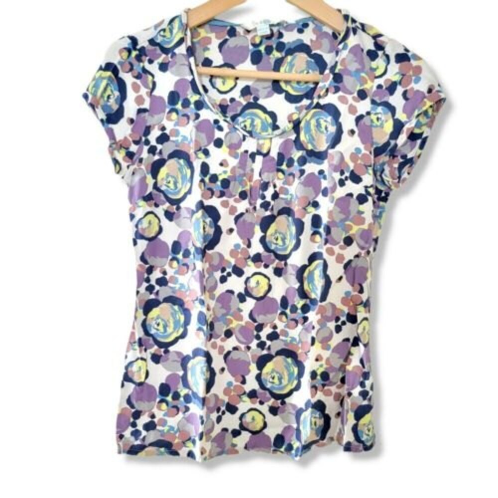 Women's Boden Blouse Size 2 SOFT Floral Cap Sleeve Silky Pleated Short Sleeve